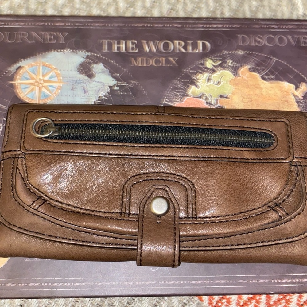 Gently Used Fossil Leather Wallet